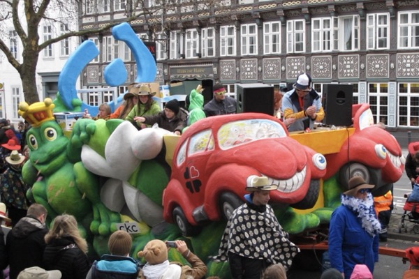 <span>Gemeinschaftswagen<br>2012<br>Lebenshilfe, Kultur im Zelt, Herzberg</span>