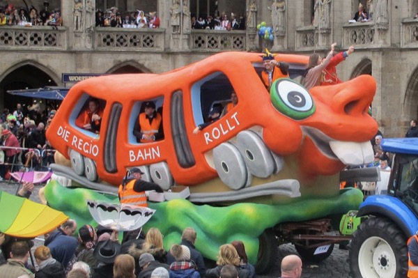 <span>Die Regio Bahn<br>2016<br>Komitee Braunschweiger Karneval</span>