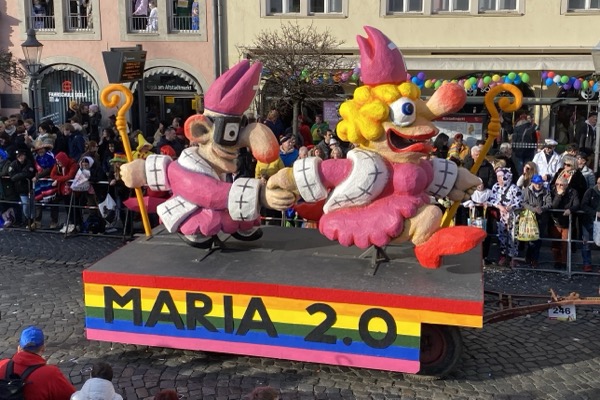 <span>Maria 2.0<br>2023<br>Komitee Braunschweiger Karneval</span>